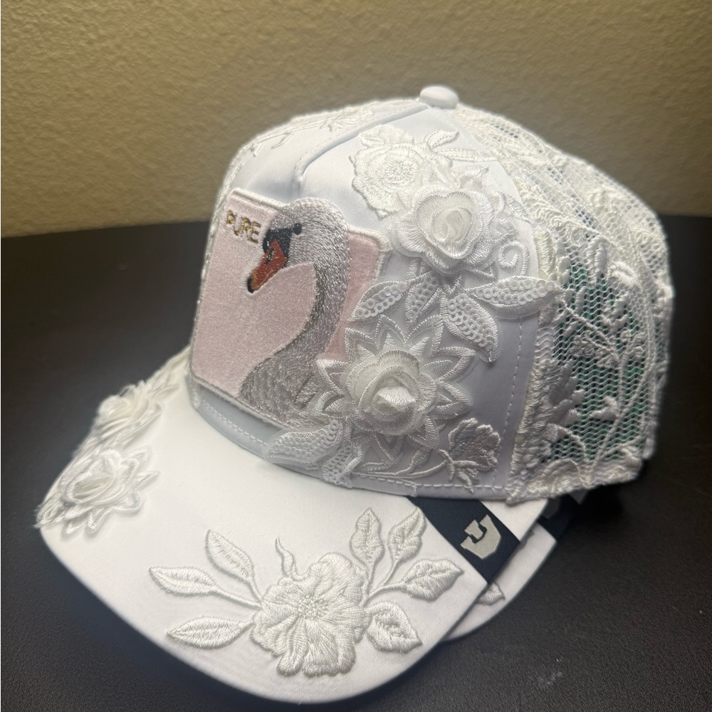 Goorin Bros. Black Swan Floral Lace Trucker Hat White NWT